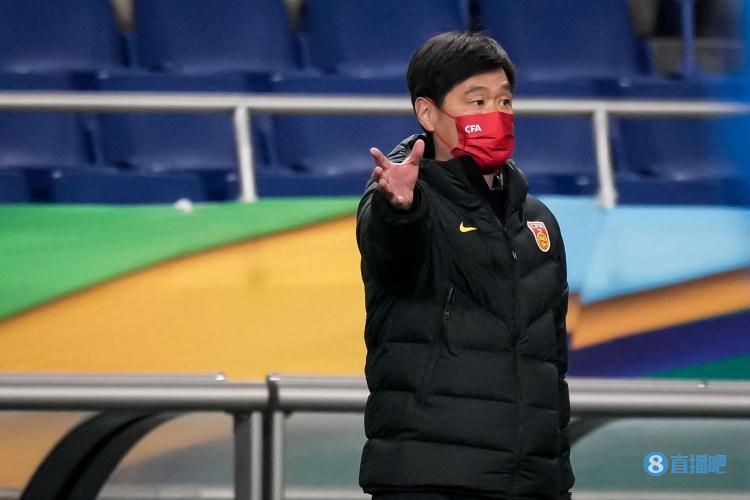 女攻男受开发菊h女尊产乳